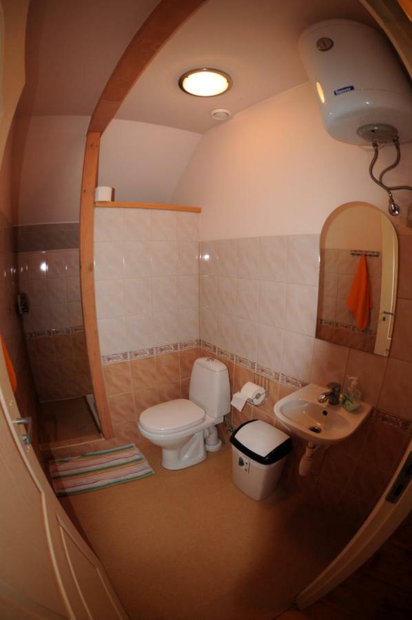 Guest House Ventas Rumba Kuldīga Eksteriør billede